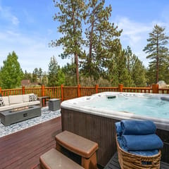 Castle Glen | Hot Tub | Game Room | Fire Pit | 10