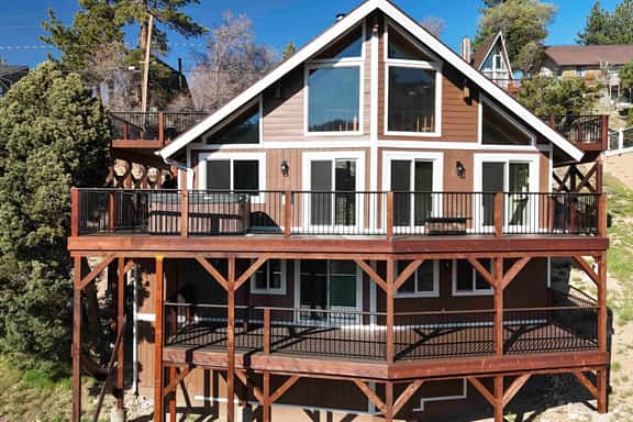 The Grateful Den - Hot tub, game room - Image 1