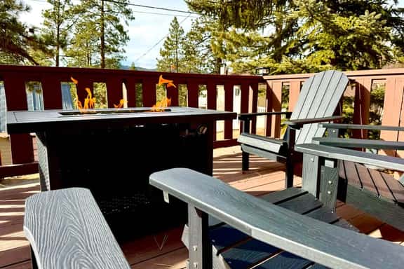 Ursa Minor Cabin | BBQ | Fire Pit on Deck | Max 4 - Image 1