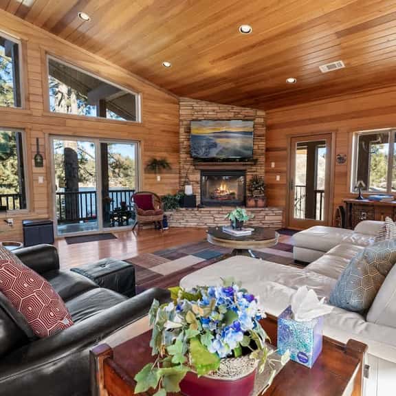 Peninsula Lakefront GEM | Panorama Views | Dock+ - Image 1