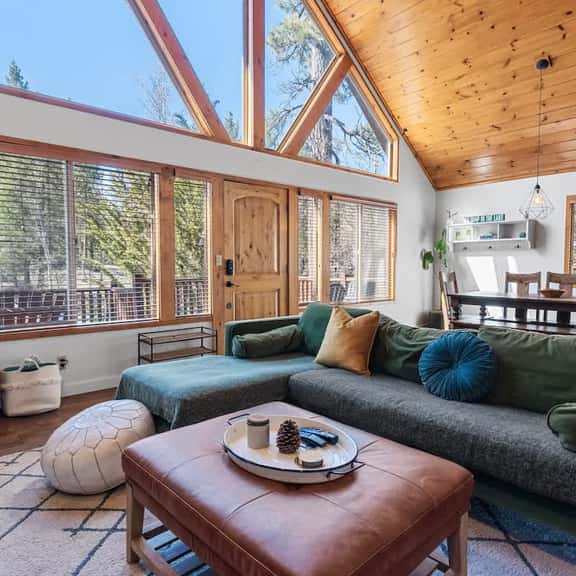 Wolf Den Cabin • Spa • Walk to Lake - Image 1