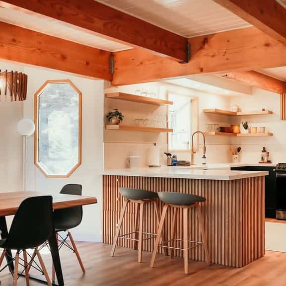 Yuhaaviat Cabin • Serene location•Walk to Village - Image 1