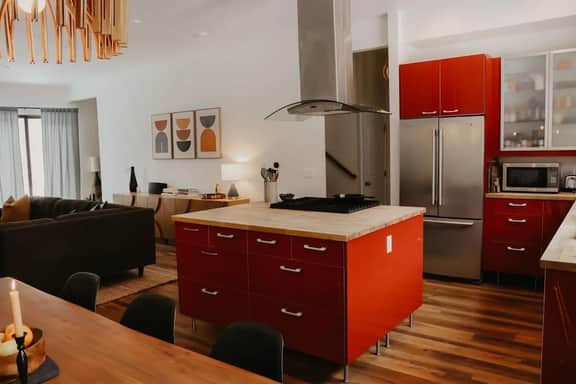 Yuhaaviat House | Walk to restaurants - Dogs OK - Image 3