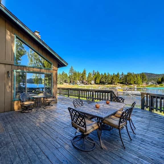 Wake & Lake • Lakefront VIEWS + Hot Tub | Dock