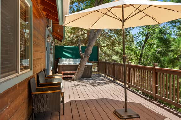 Après-Ski Romantic Retreat | Hot Tub | AC | Dogs