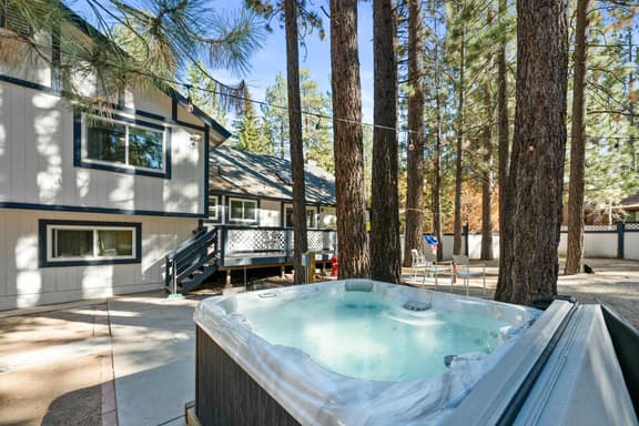 Aspen Sage Retreat | Hot Tub | Central Location