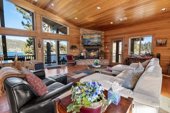 Peninsula 805