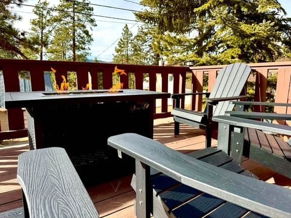 Ursa Minor Cabin | BBQ | Fire Pit on Deck | Max 4 - Image 1
